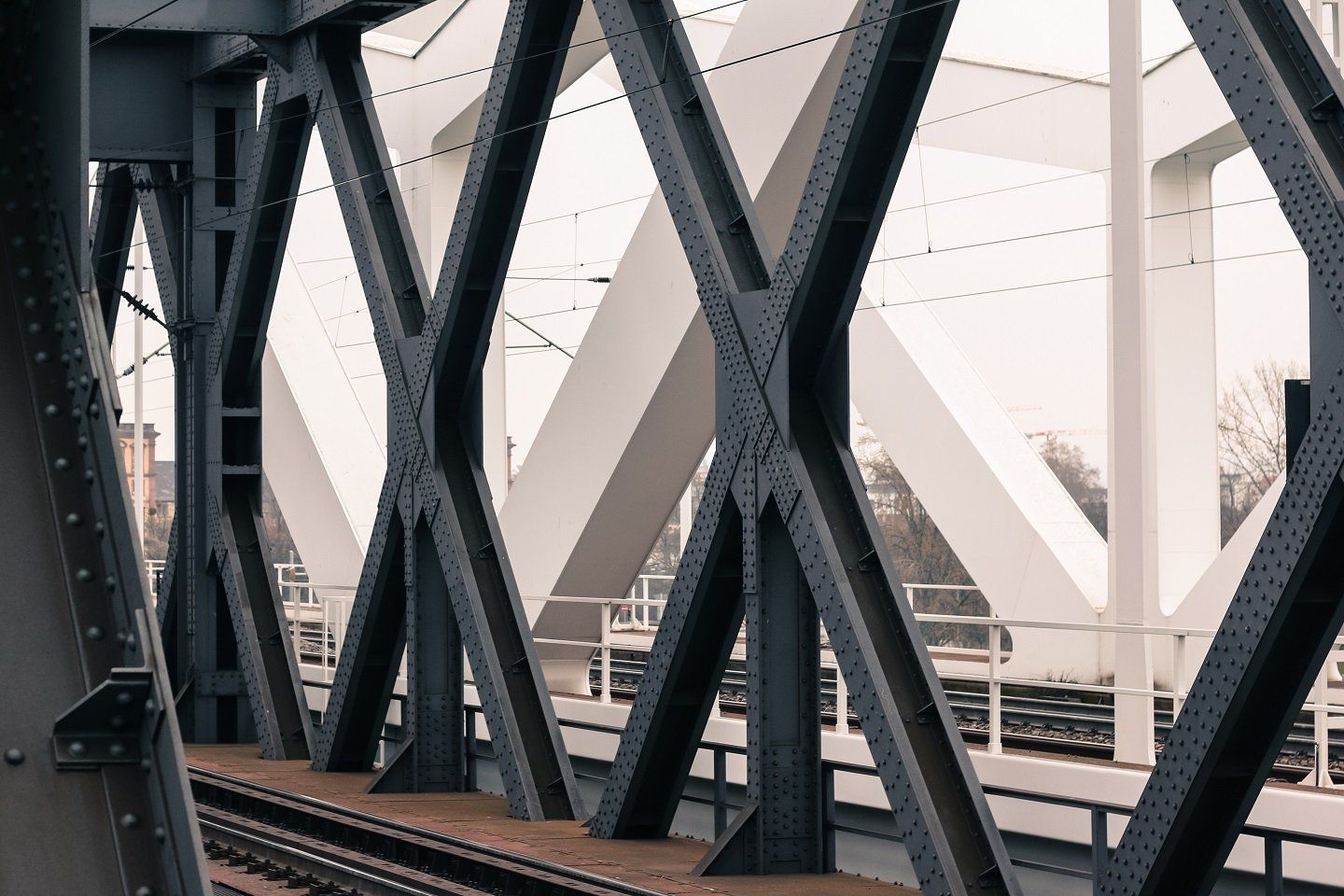 Steel structure 